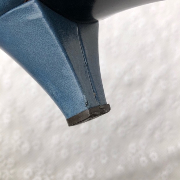 Vintage Bruno Magli High Heels with Knot Detail - Picture 13 of 15